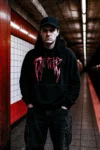 oversizedhoodieblackandredformentattooinspiredstreetwear3_1